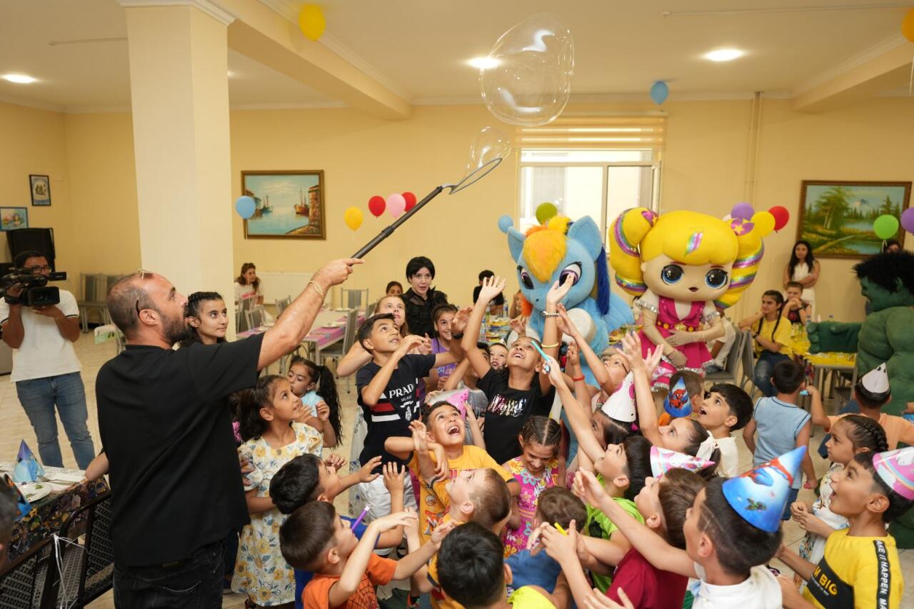 Фонд Гейдара Алиева организовал развлекательные мероприятия для детей