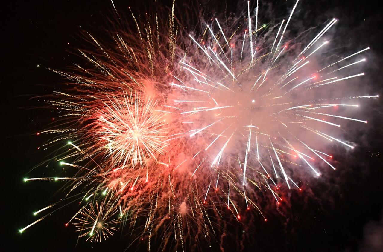 Состоялся грандиозный салют по случаю Дня города в Лачине