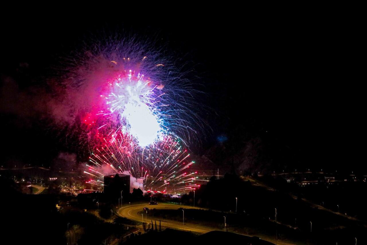 Состоялся грандиозный салют по случаю Дня города в Лачине