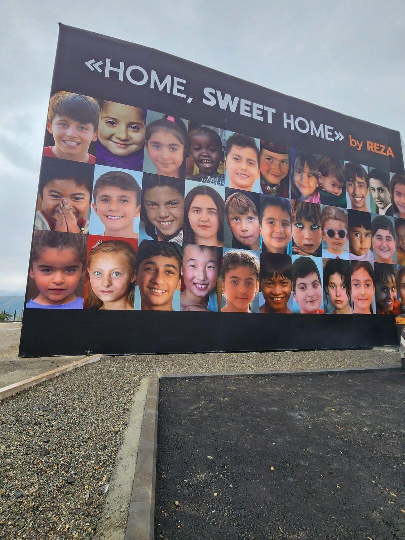 В Лачине представлена выставка фотографий детей, чьи родители стали жертвами этнической чистки