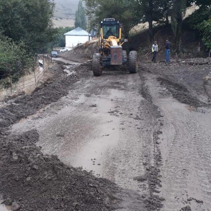 Селевые потоки вывели из строя участок дороги в Ярдымлинском районе