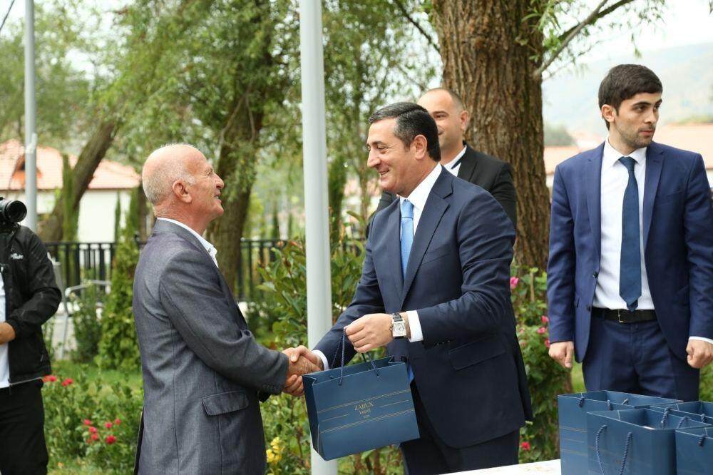 Семьи, вернувшиеся в Забух, получили ключи от новых квартир