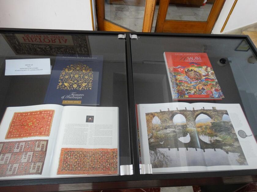 В Албании проходит Неделя азербайджанской культуры