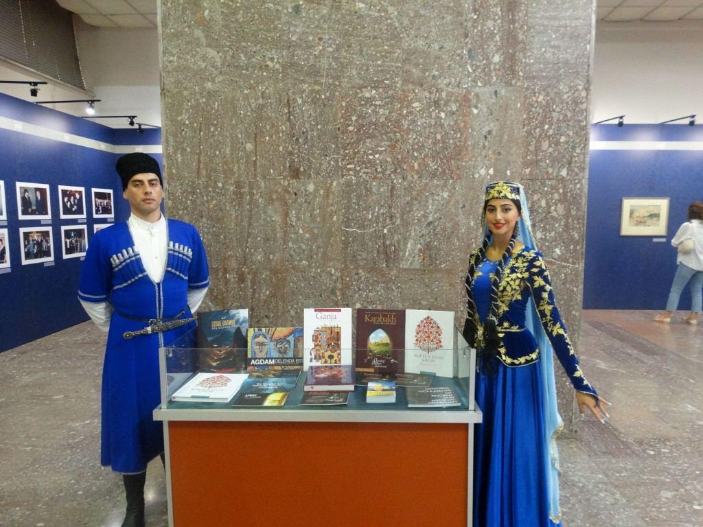 В Албании проходит Неделя азербайджанской культуры