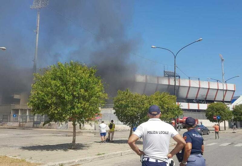 В Италии болельщики подожгли стадион