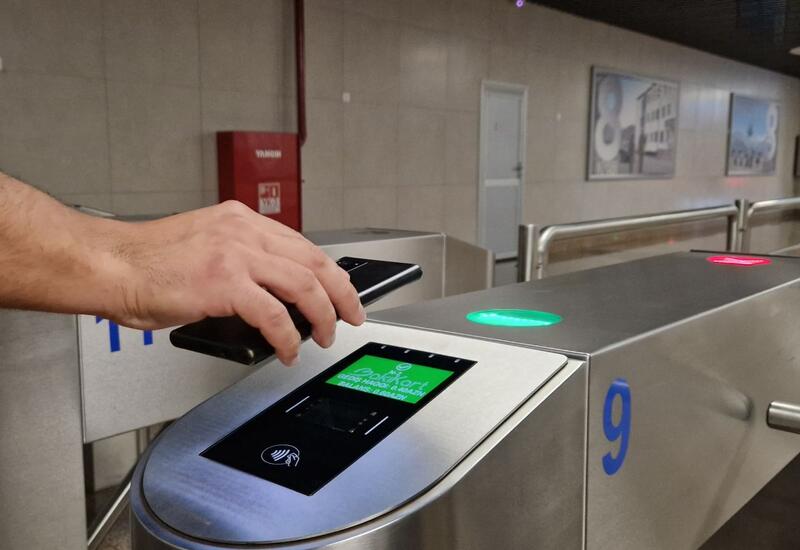 Услуги метро можно оплатить с помощью QR-кода