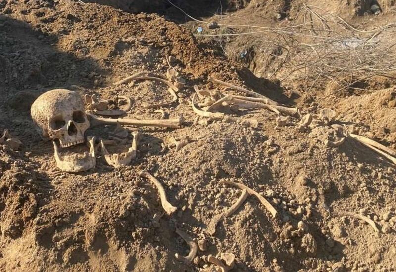 На освобожденных территориях обнаружены останки около 500 человек