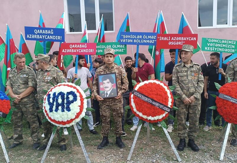 В Агстафе прощаются с шехидом, чьи останки были найдены в массовом захоронении в Физули