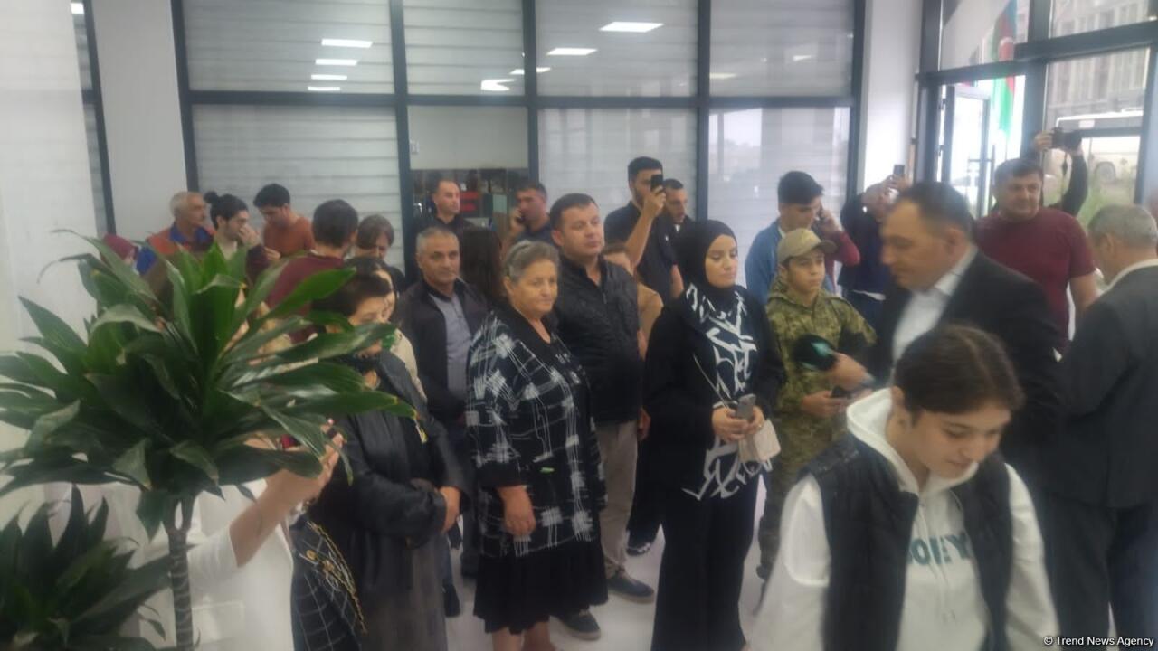Семьям, вернувшимся в Физули, вручены ключи от квартир