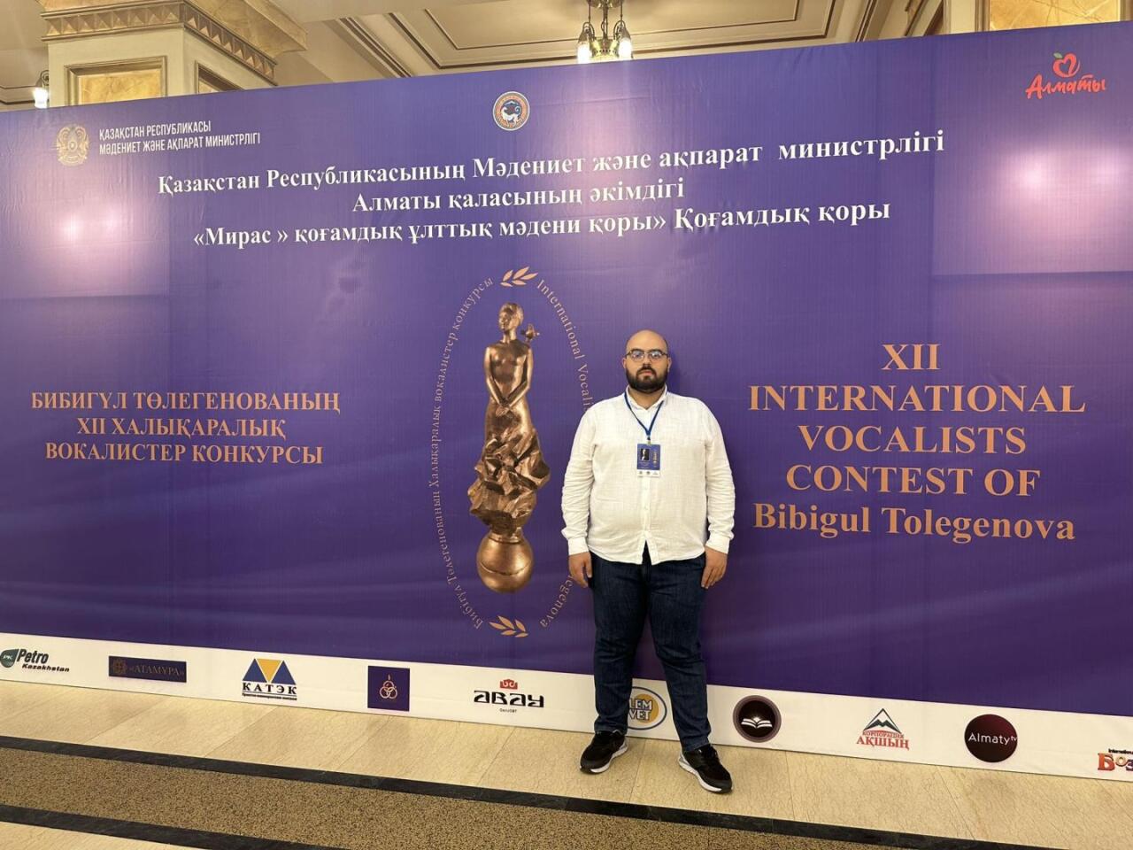 Махир Тагизаде и Атеш Гараев представляют Азербайджан на Международном конкурсе вокалистов в Казахстане