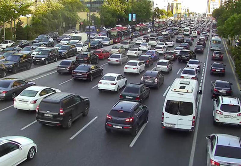 Заторы на дорогах Баку