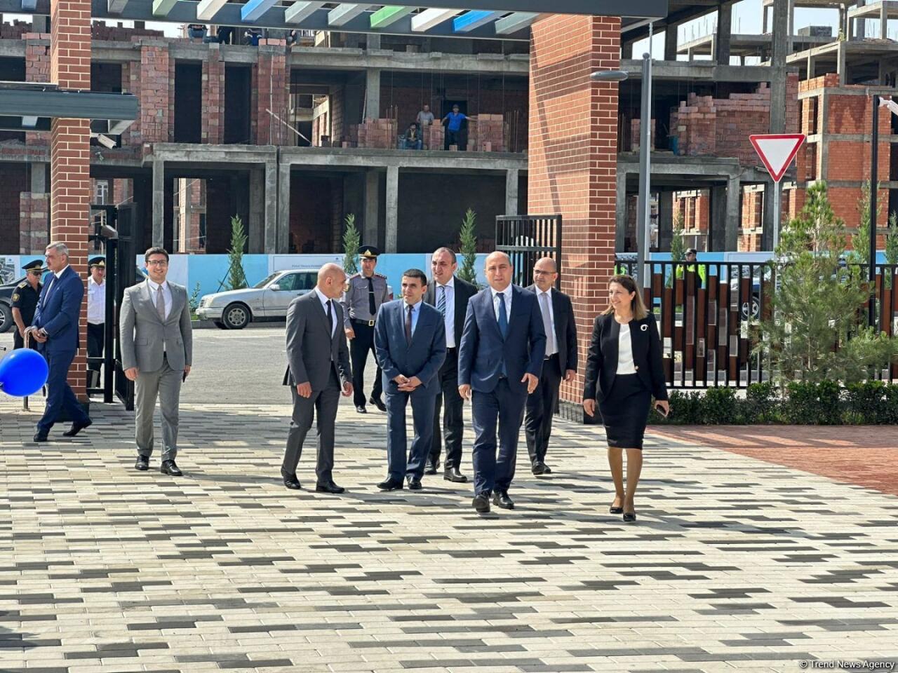 Министр науки и образования Азербайджана принял участие в Дне знаний в Физули