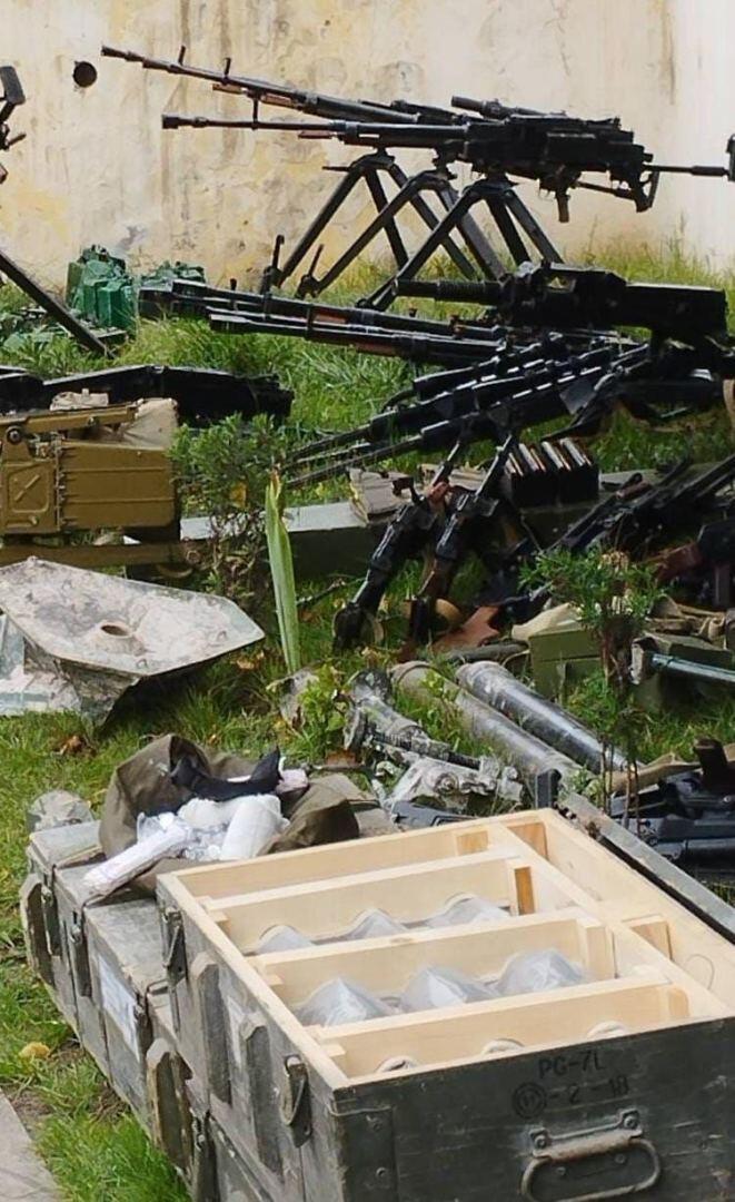 Армянские бандформирования в Карабахе сдают оружие