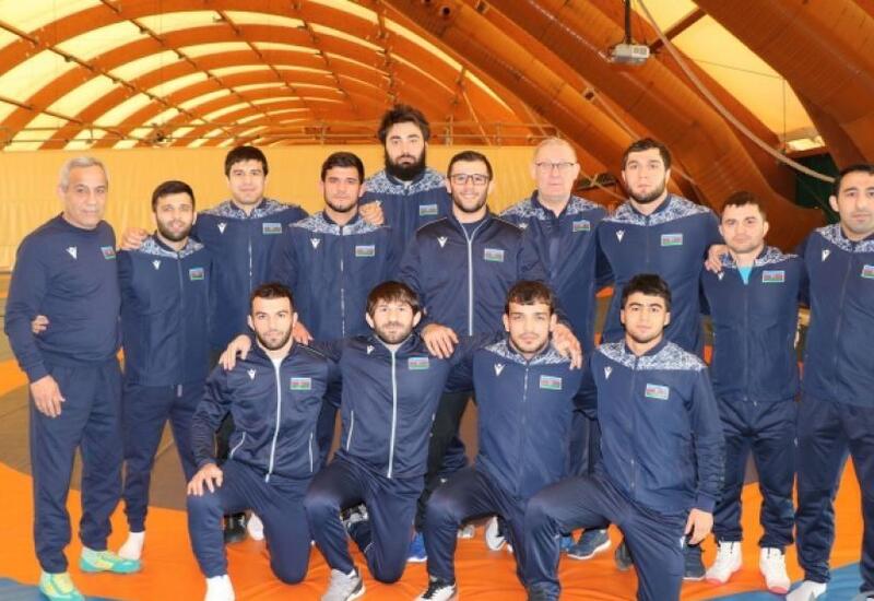 Сборная Азербайджана по греко-римской борьбе стала чемпионом мира
