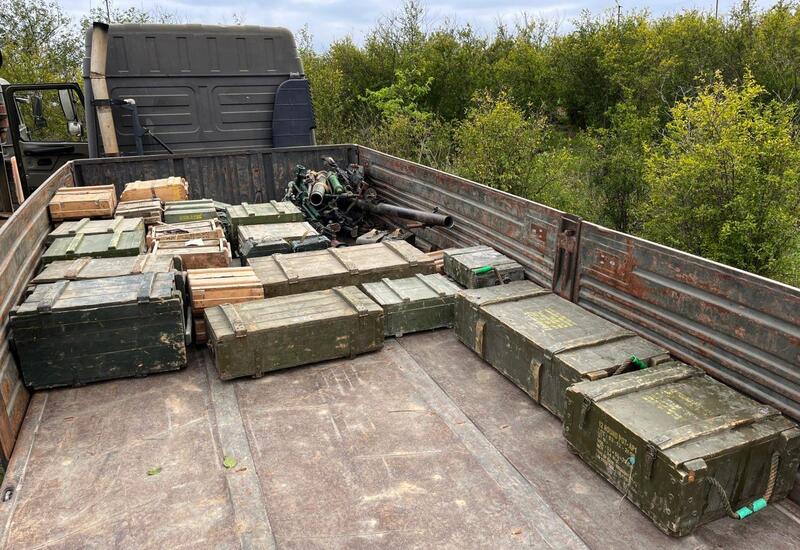 В Агдамском районе конфискована боевая техника, оружие и боеприпасы различного назначения