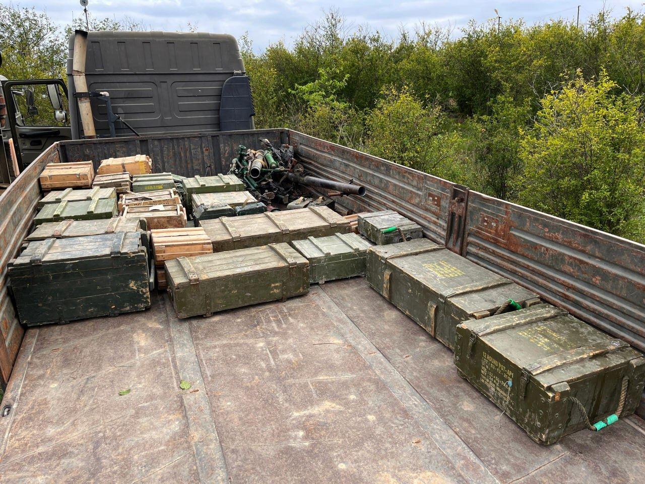 В Агдамском районе конфискована боевая техника, оружие и боеприпасы различного назначения