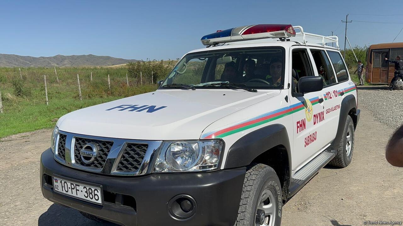 Транспортные средства специального назначения МЧС отправились в Ханкенди