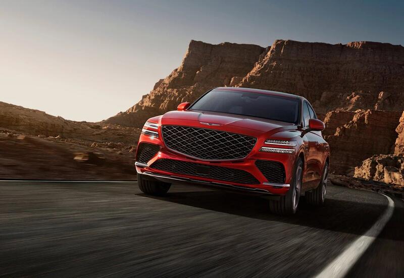 Genesis обновил кроссовер GV80 и представил новый GV80 Coupe