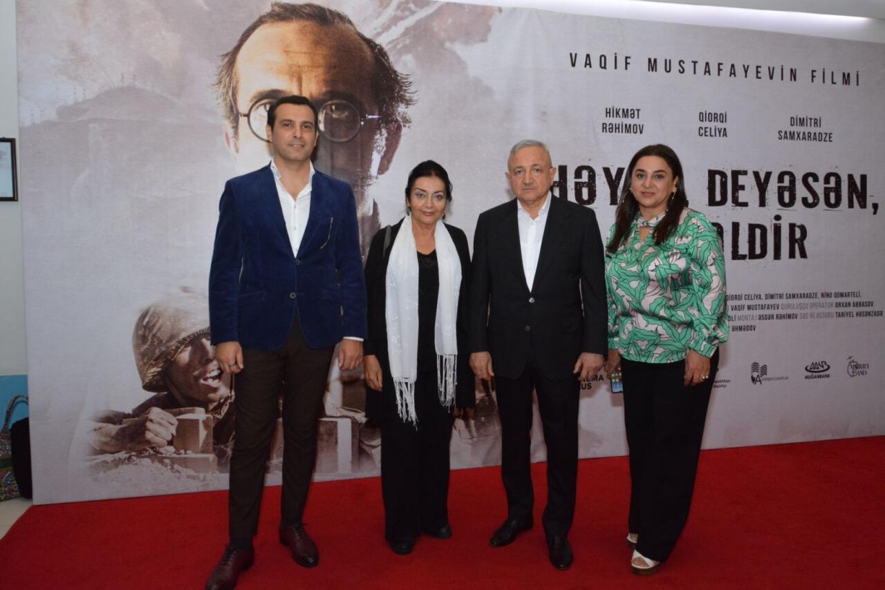 Аншлаг на показе фильма "Həyat, deyəsən, gözəldir" в CinemaPlus