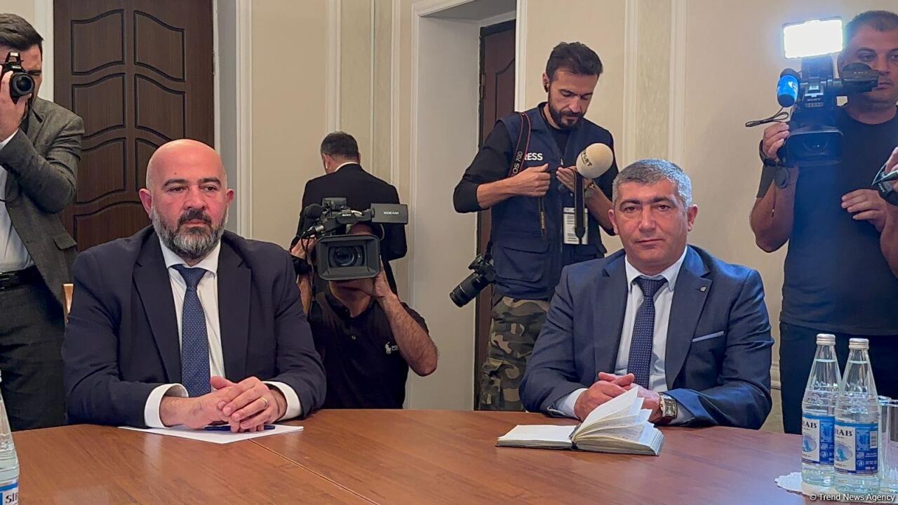 В Евлахе завершилась встреча с армянскими жителями Карабаха