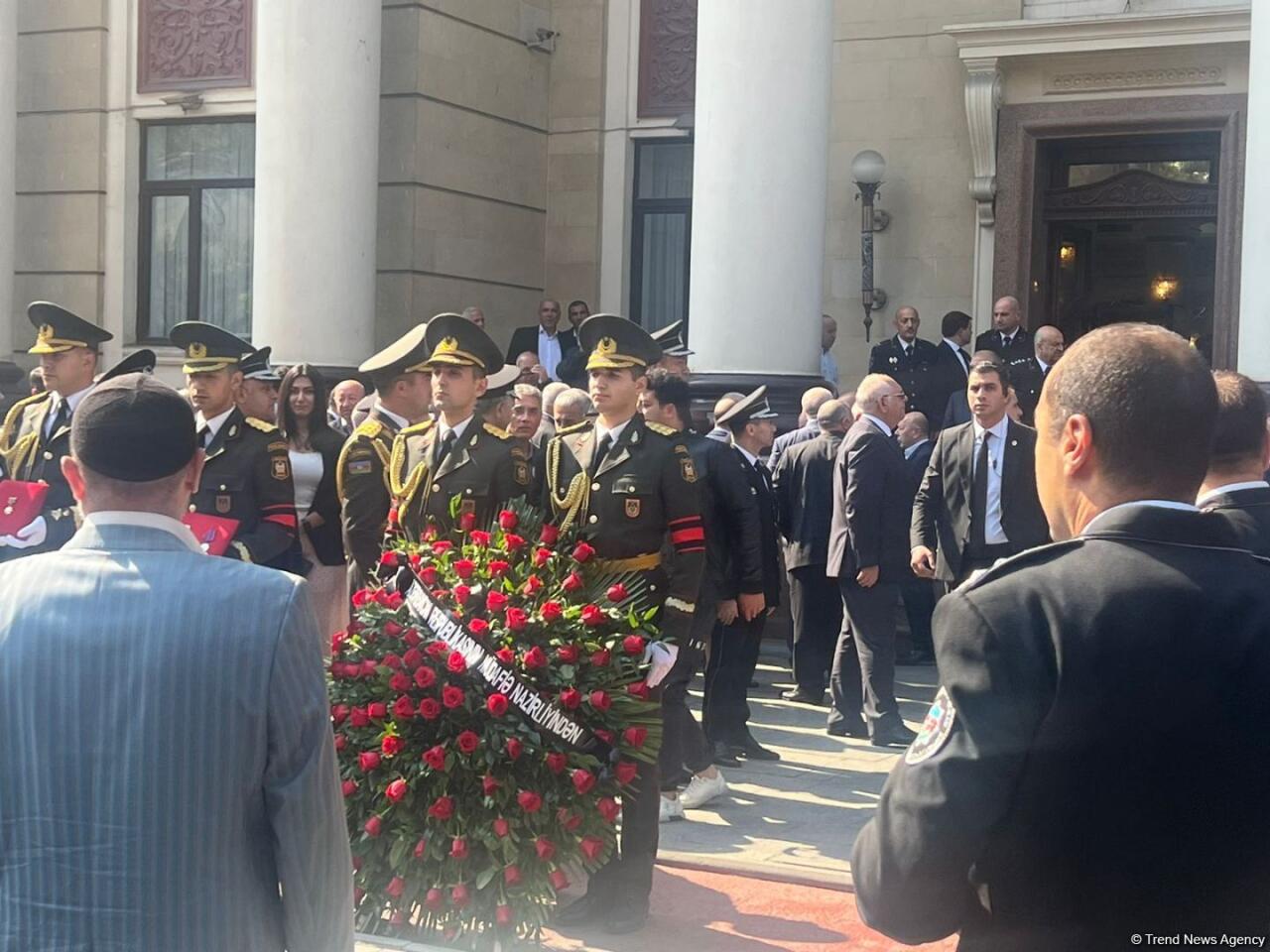 Прошла церемония прощания с Национальным героем Азербайджана Риадом Ахмедовым