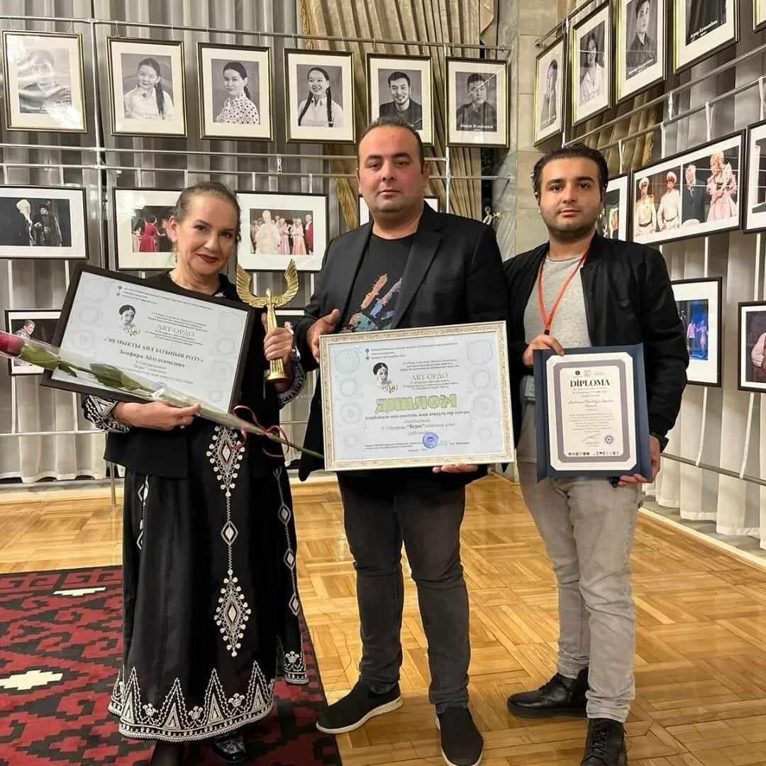 Азербайджанская актриса удостоена награды международного фестиваля в Бишкеке
