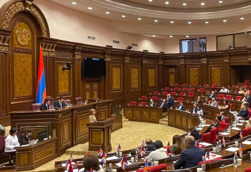 Армяне приготовили "подарок" на день рождения Владимира Путина