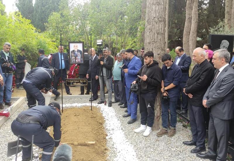 Xoşbəxt Yusifzadə dəfn olundu