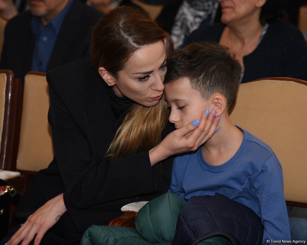 Прошла церемония прощания с Хошбахтом Юсифзаде