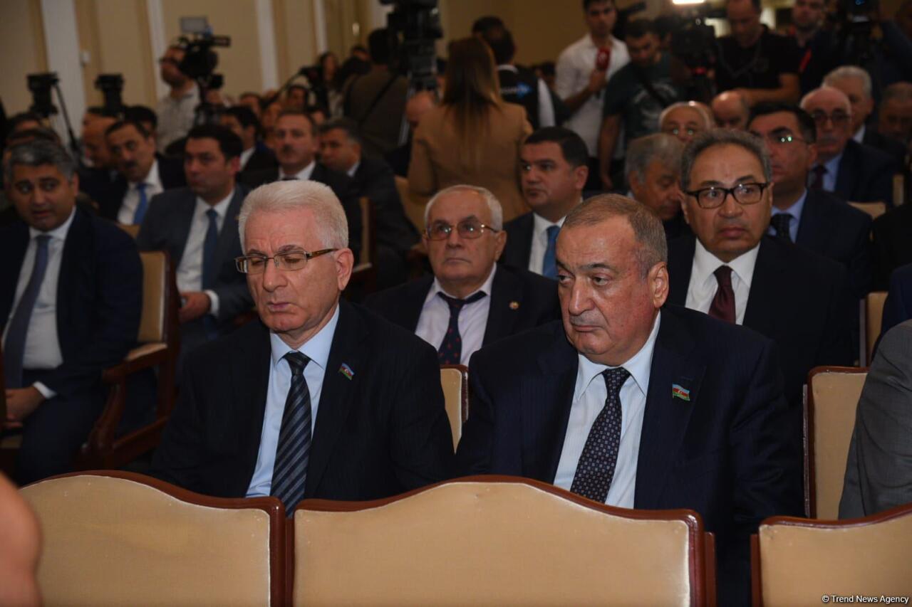 Прошла церемония прощания с Хошбахтом Юсифзаде