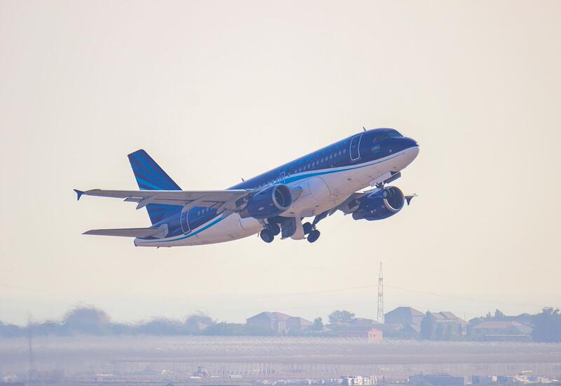 AZAL начинает полеты в еще один аэропорт Лондона
