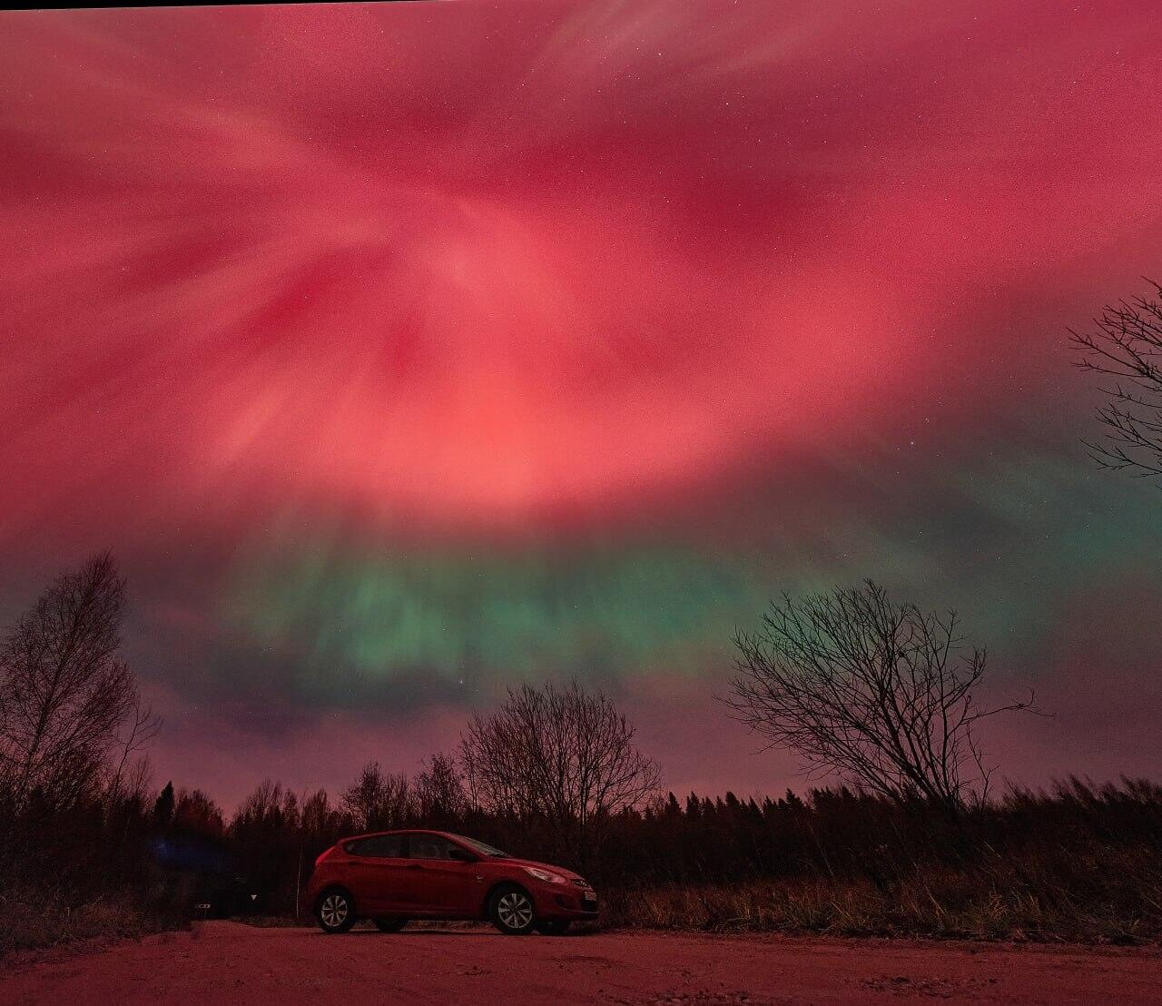 В Валдае засняли уникальное полярное сияние