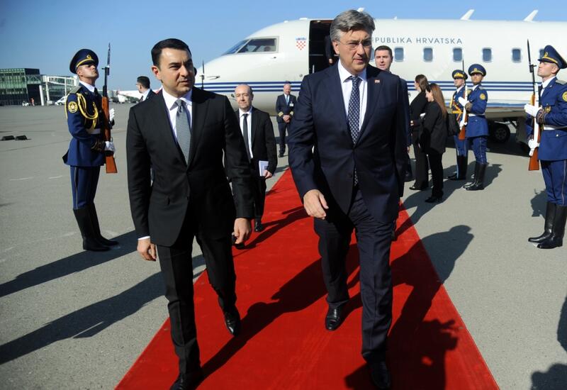 Премьер-министр Хорватии прибыл с рабочим визитом в Азербайджан