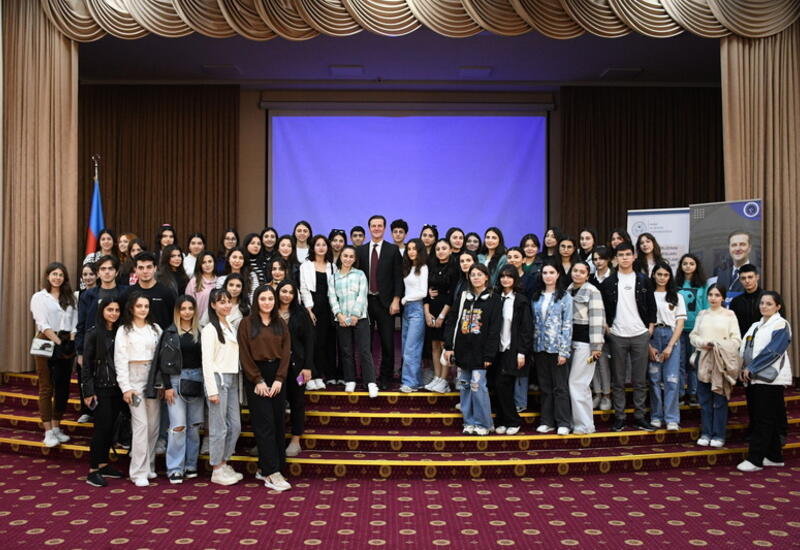 Европейская Азербайджанская Школа организует обучение по международной программе бакалавриата (IB) в высших учебных заведениях