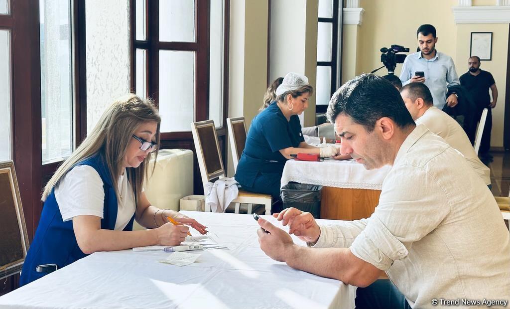 Акция по сдаче крови в Азербайджанской государственной академической филармонии
