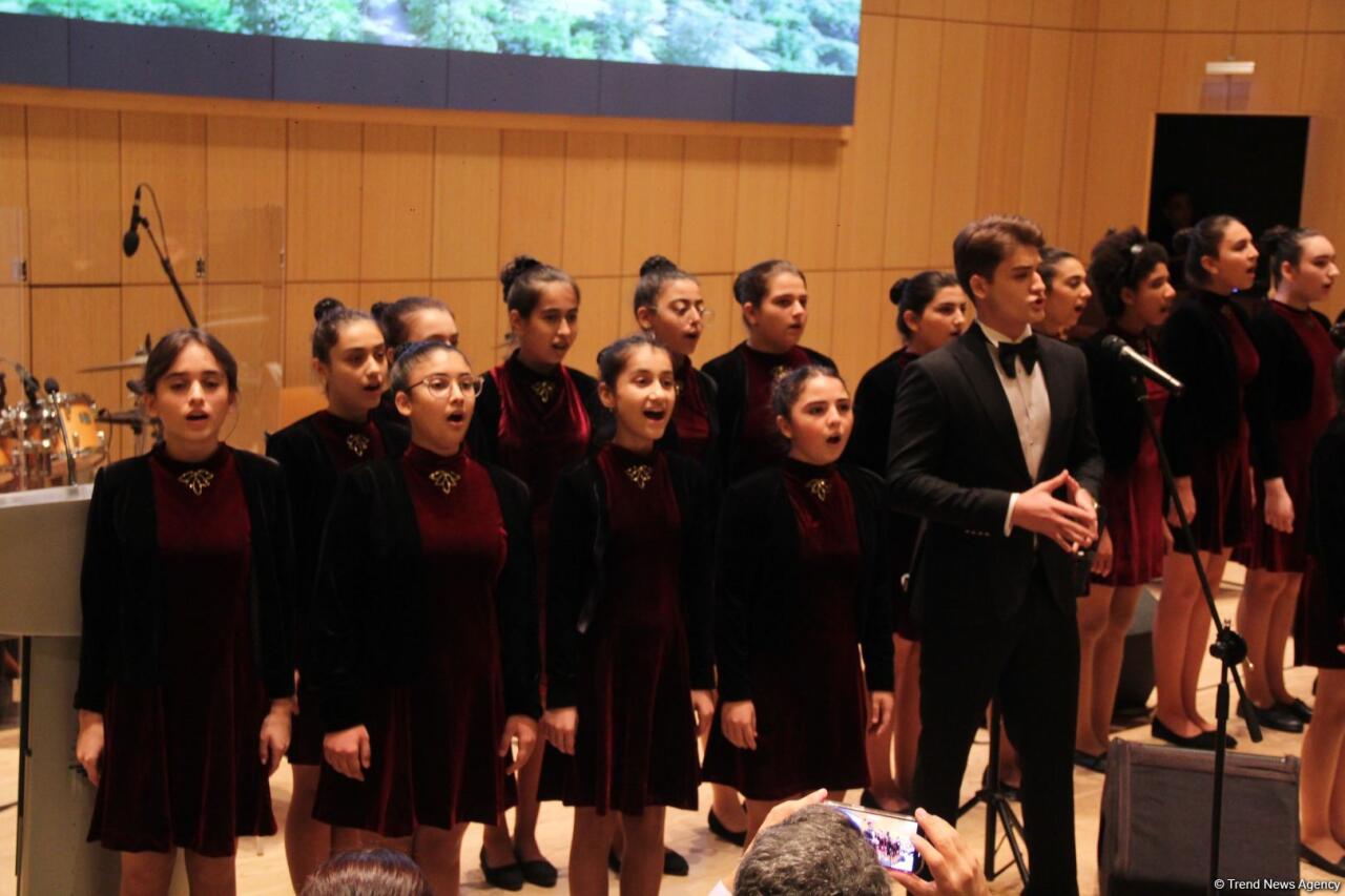 В Университете ADA состоялся концерт мастеров искусств, посвященный Дню Победы