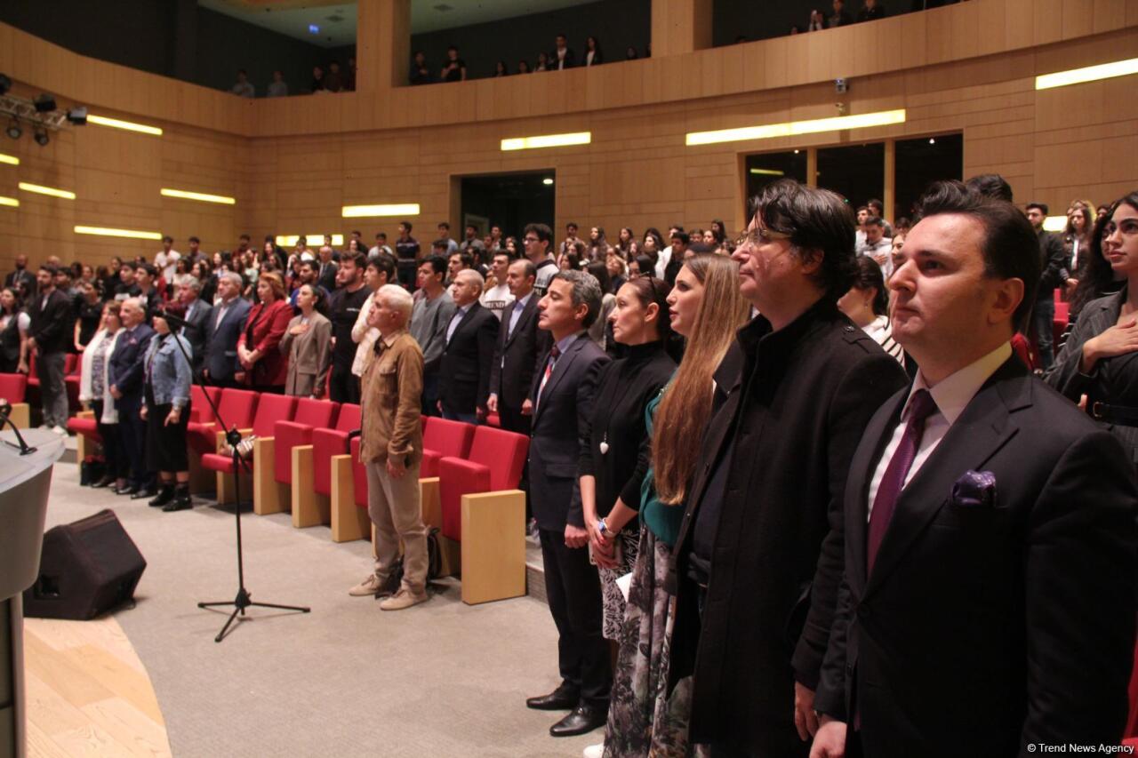 В Университете ADA состоялся концерт мастеров искусств, посвященный Дню Победы