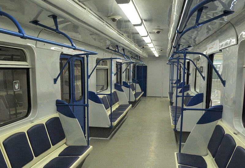 Bakı metrosunda diqqət çəkən görüntü