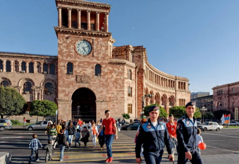 Ermənilər Zəfər Günü ilə bağlı Azərbaycanı belə təbrik etdi