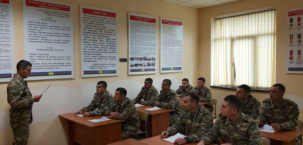 Azərbaycan Ordusunda Konstitusiya Günü münasibətilə silsilə tədbirlər keçirilib