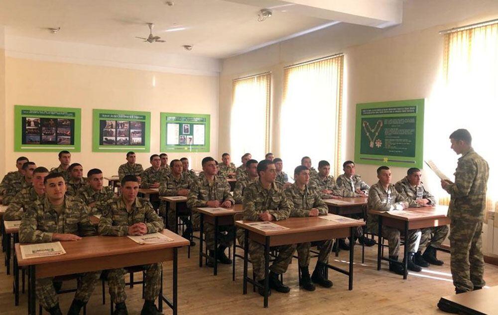 Azərbaycan Ordusunda Konstitusiya Günü münasibətilə silsilə tədbirlər keçirilib