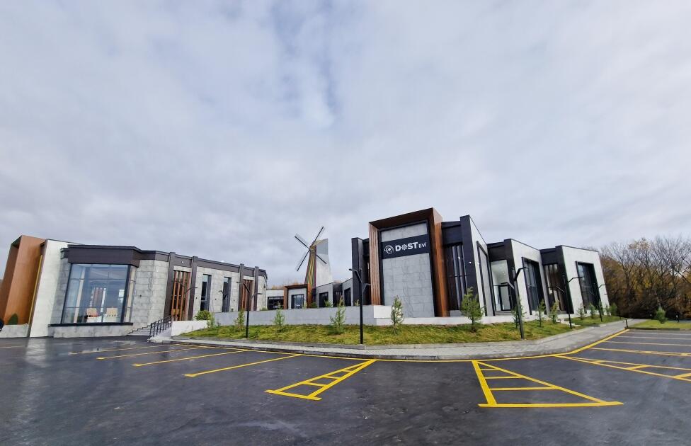 Prezident İlham Əliyev və Birinci xanım Mehriban Əliyeva İsmayıllıda “DOST EVİ”nin açılışında iştirak ediblər