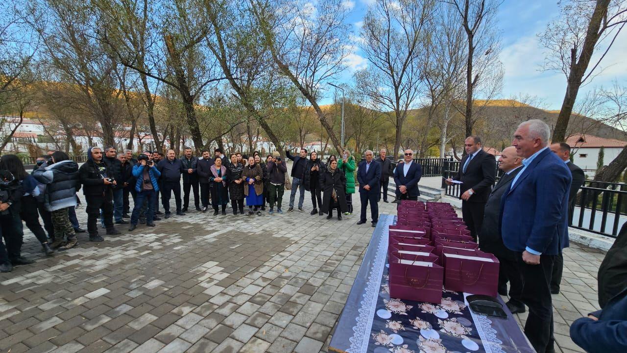 Zabuxa köçürülən ailələrə mənzillərinin açarları təqdim edilib