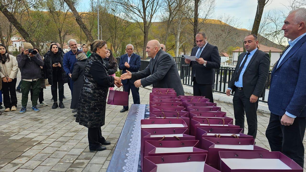 Zabuxa köçürülən ailələrə mənzillərinin açarları təqdim edilib