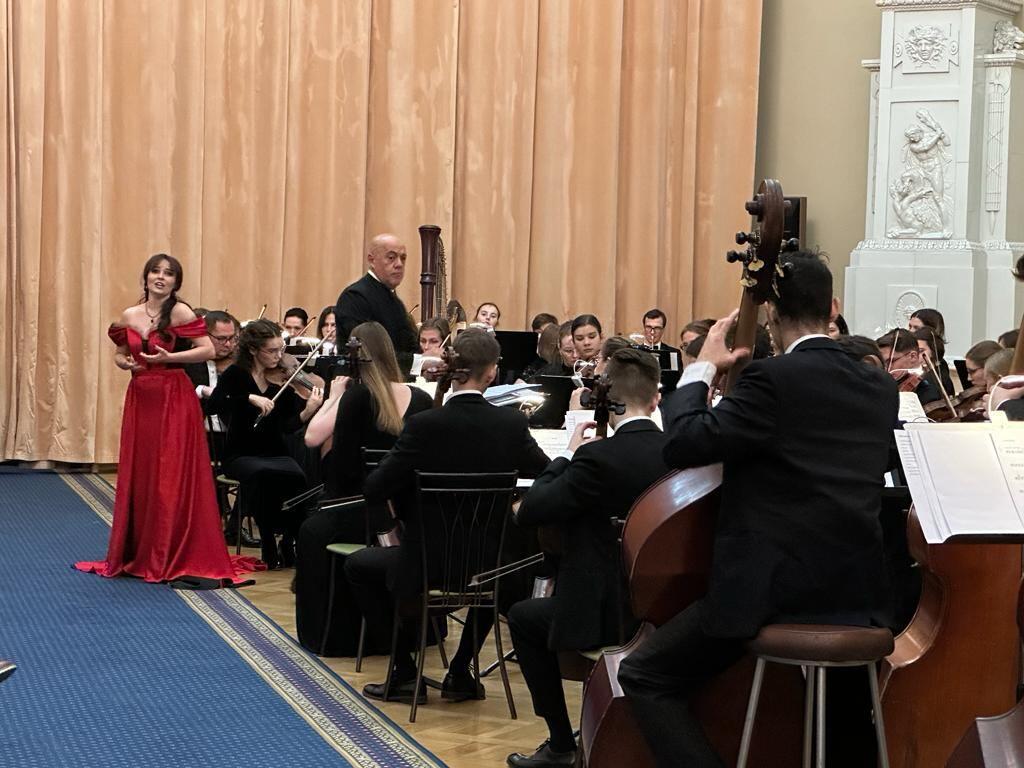 Sankt-Peterburqda Heydər Əliyevin 100 illiyi münasibətilə klassik konsert gecəsi təşkil edilib