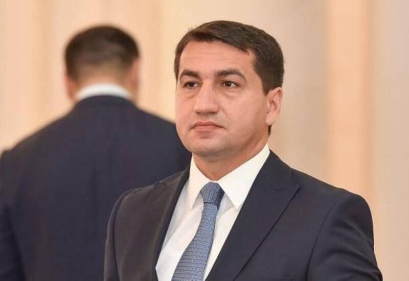 Володимир Зеленский наградил Хикмета Гаджиева