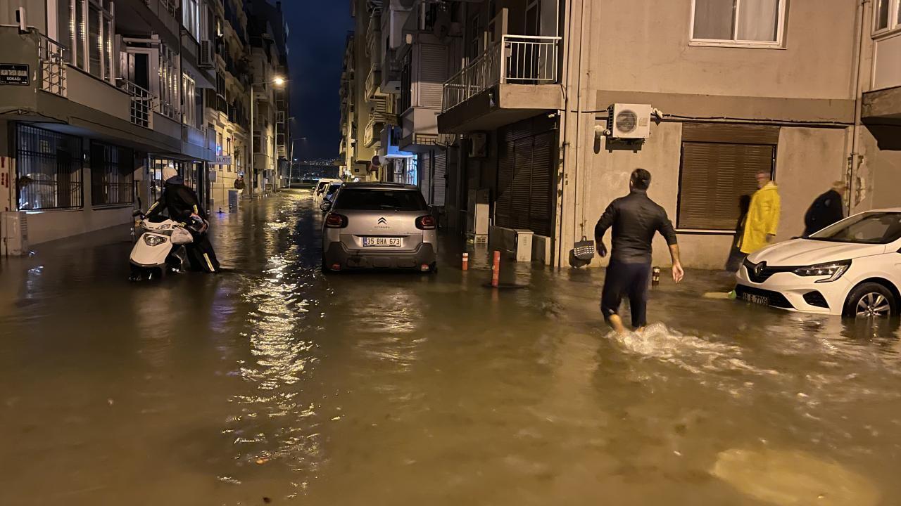 İzmirdə dəhşətli gecə