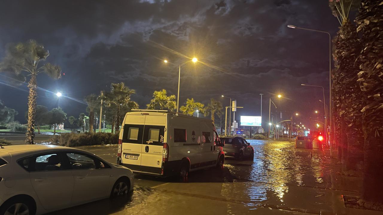 İzmirdə dəhşətli gecə