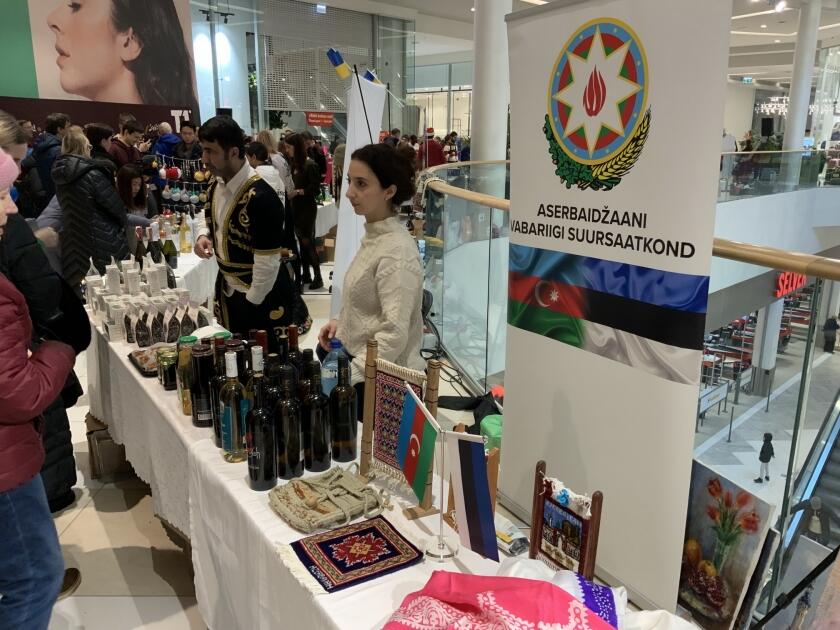 Азербайджанская продукция представлена на Международном рождественском базаре в Таллинне