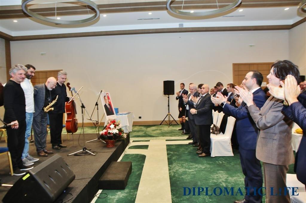Bolqarıstanda “Heydər Əliyev - 100” kitabının təqdimatı və konsert proqramı keçirildi